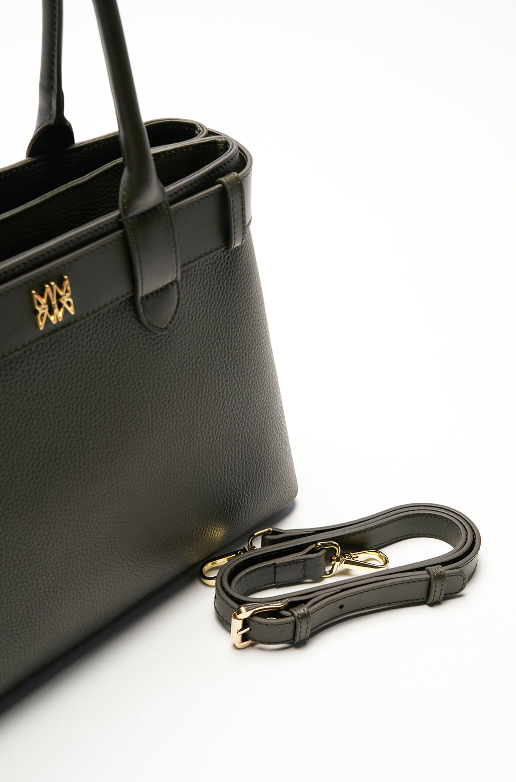 Tote bag in leather with belt detail