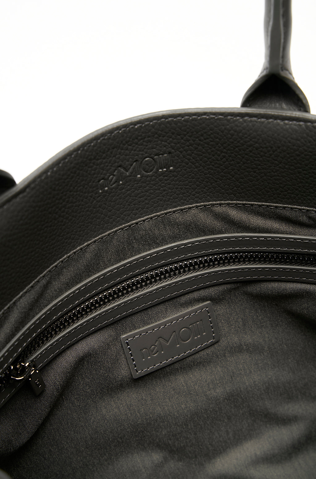 Tote bag in leather with belt detail