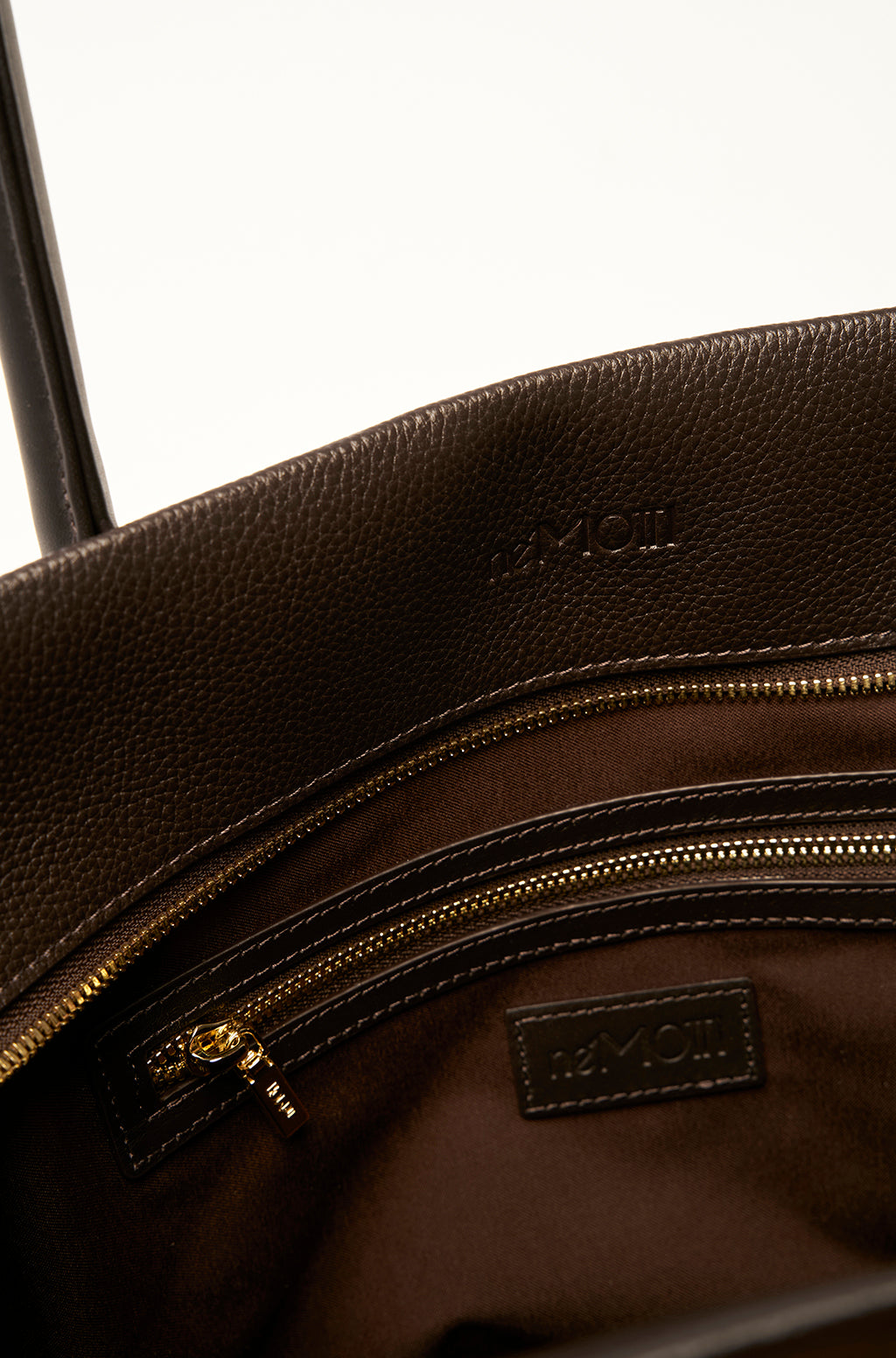 Tote bag in leather with Safty Pin/Belt detail