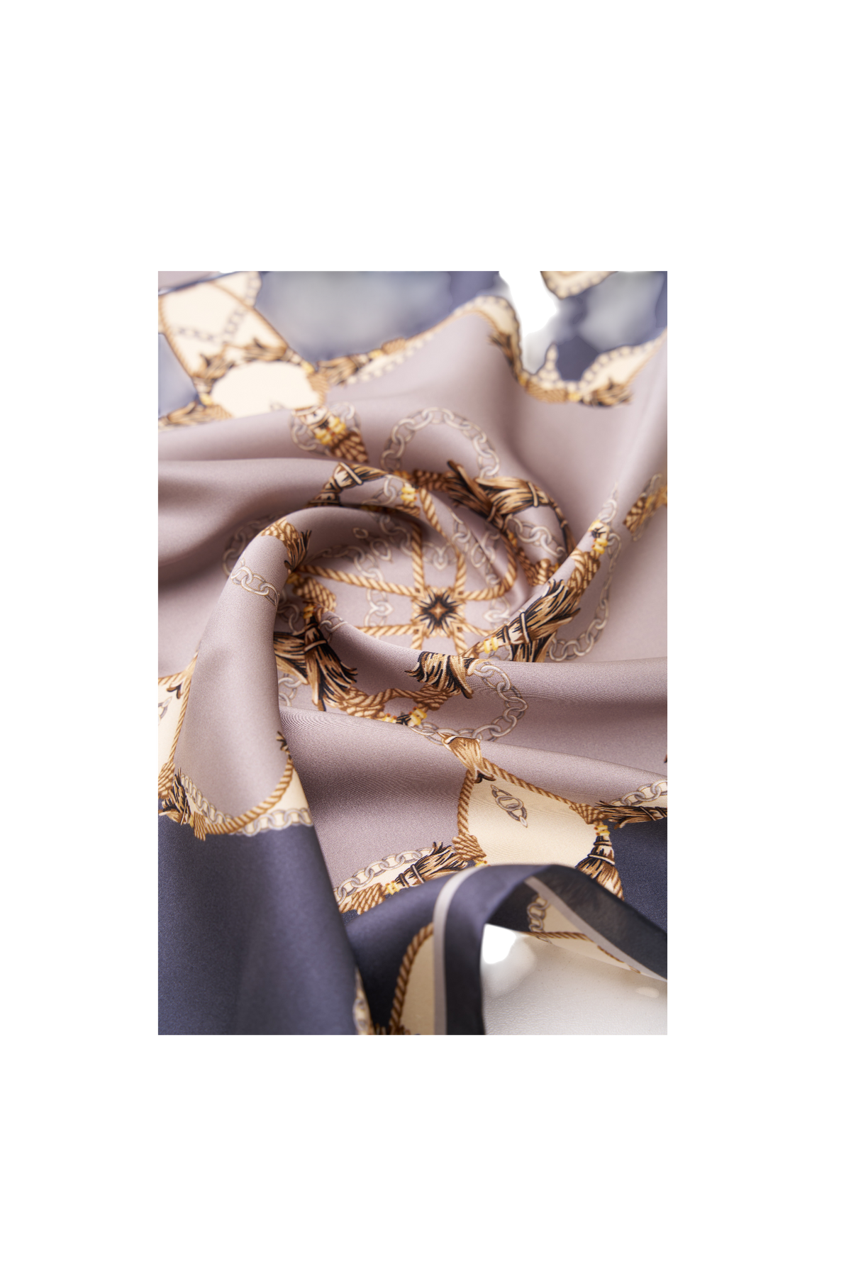 Mini Scarf with Baroque Chain print