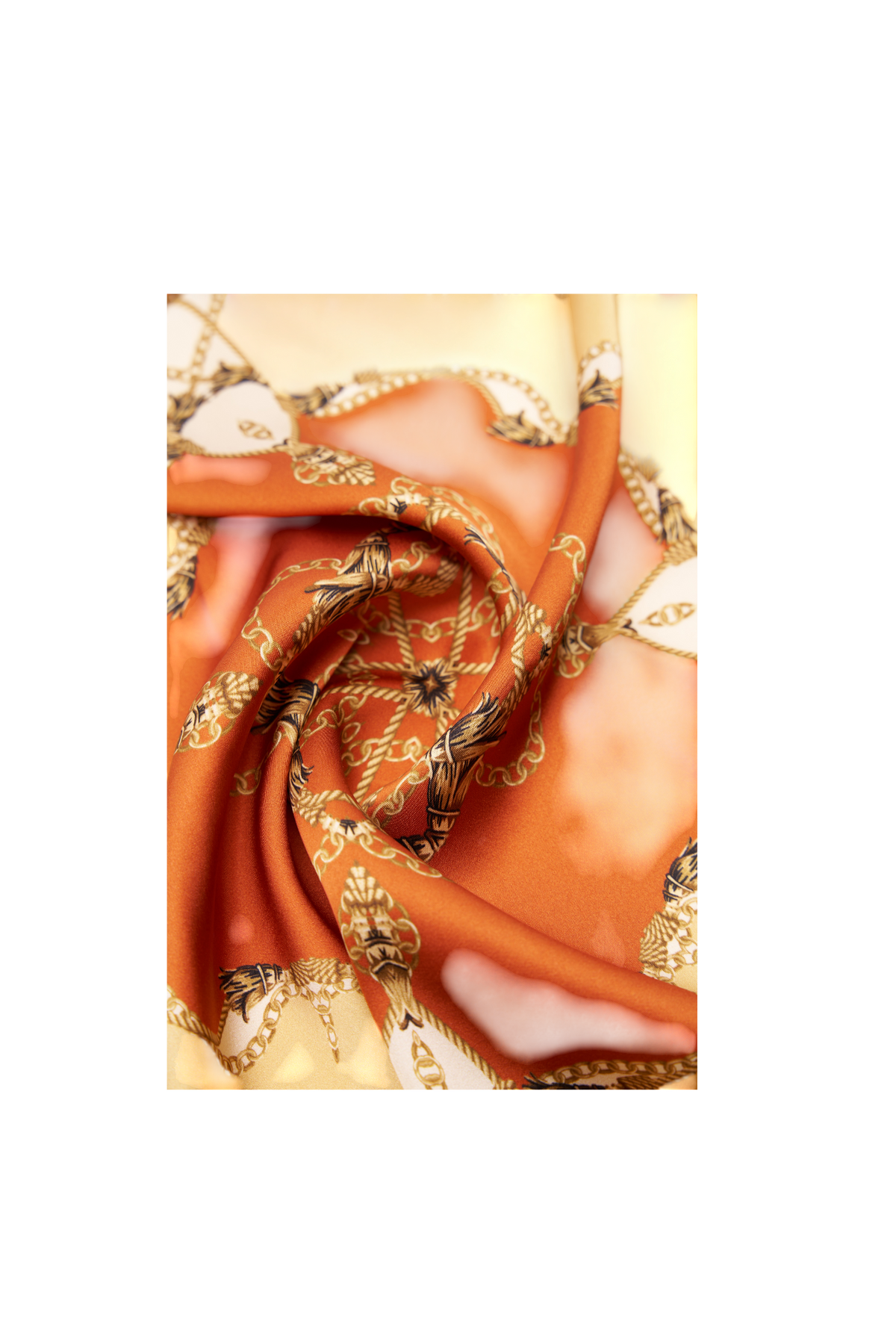 Mini Scarf with Baroque Chain print